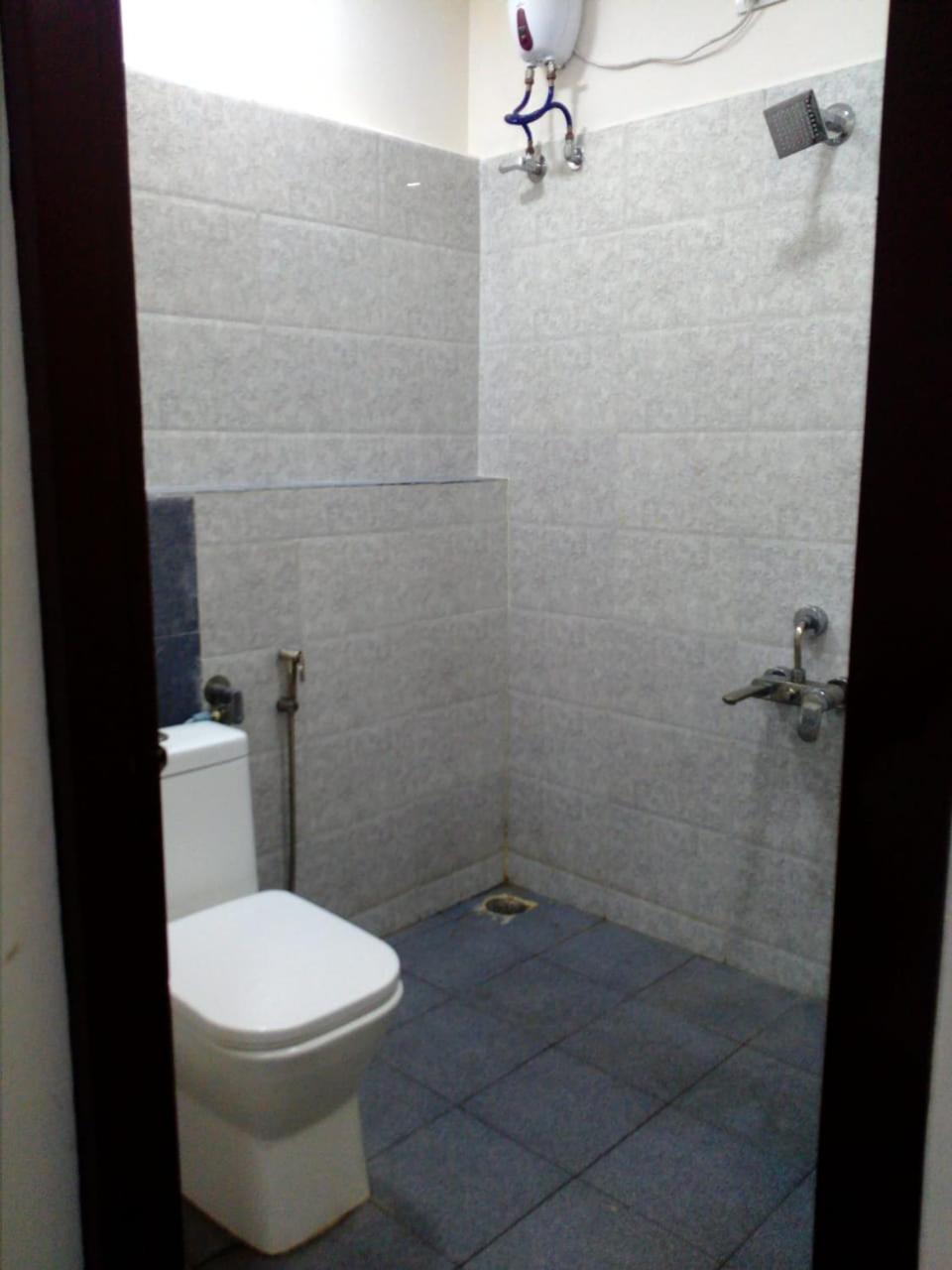 Hotel Indra Regency Thiruttani Esterno foto